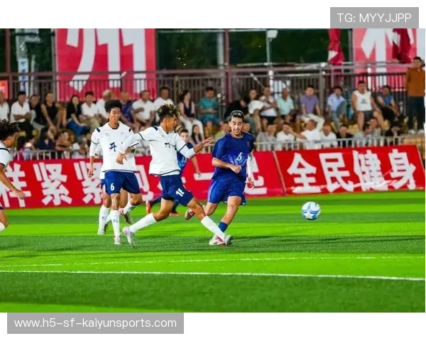 足球比赛是否需要引入观众行为引导机制，足球赛需要哪些成员