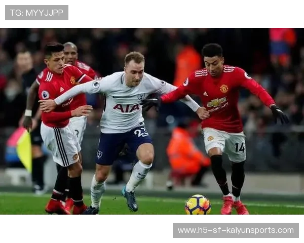 曼联备战热刺,卡里克带领红魔冲击四强 曼联备战热刺,卡里克带领红魔冲击四强